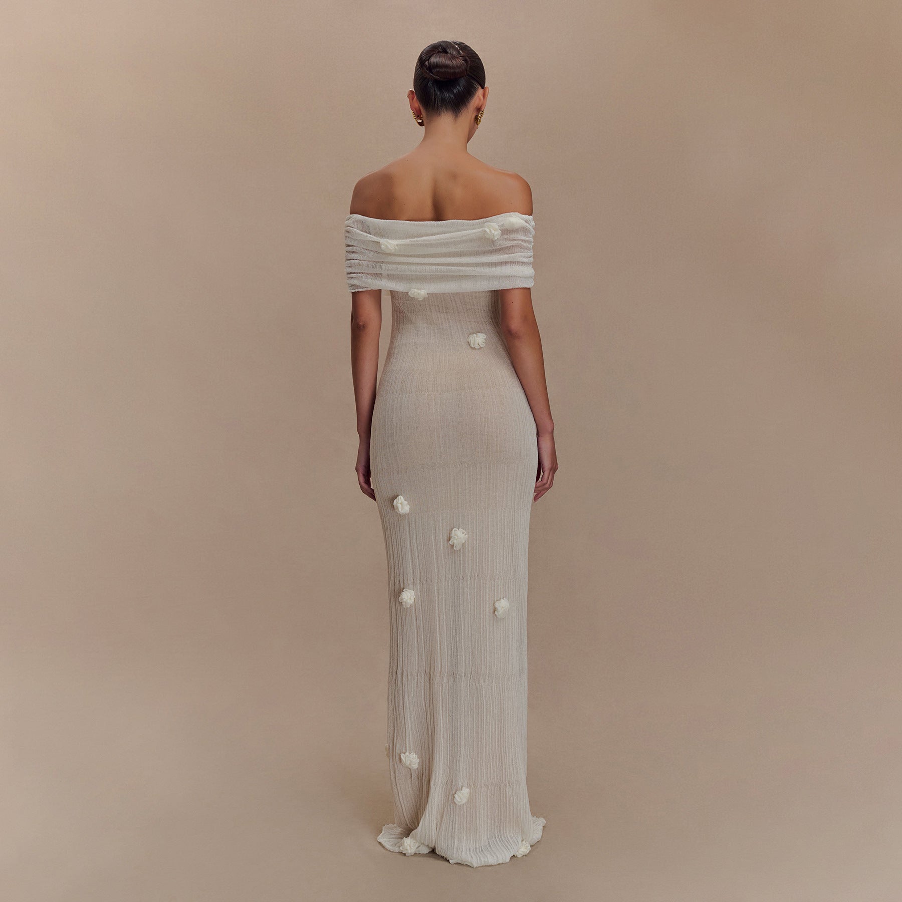 Weiches, schulterfreies Maxikleid mit Blumenmuster