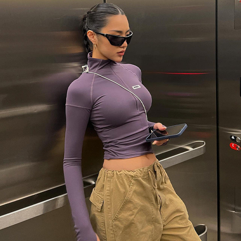 Leisure Afternoon Half-zip Fitted Crop Top
