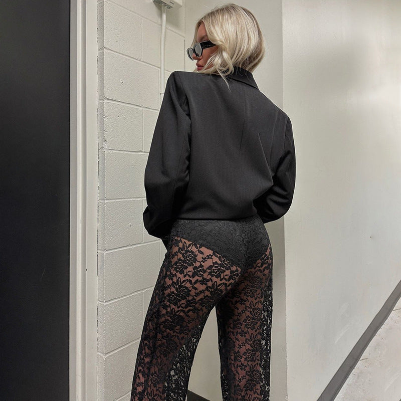 Pantalon évasé en dentelle mystérieuse et séduisante