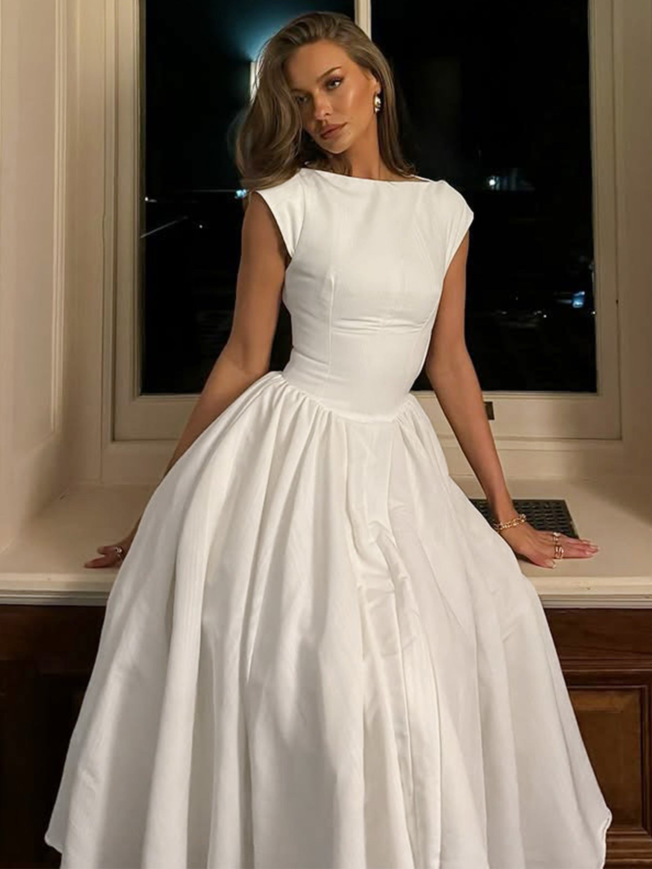 Robe dos nu blanche romantique