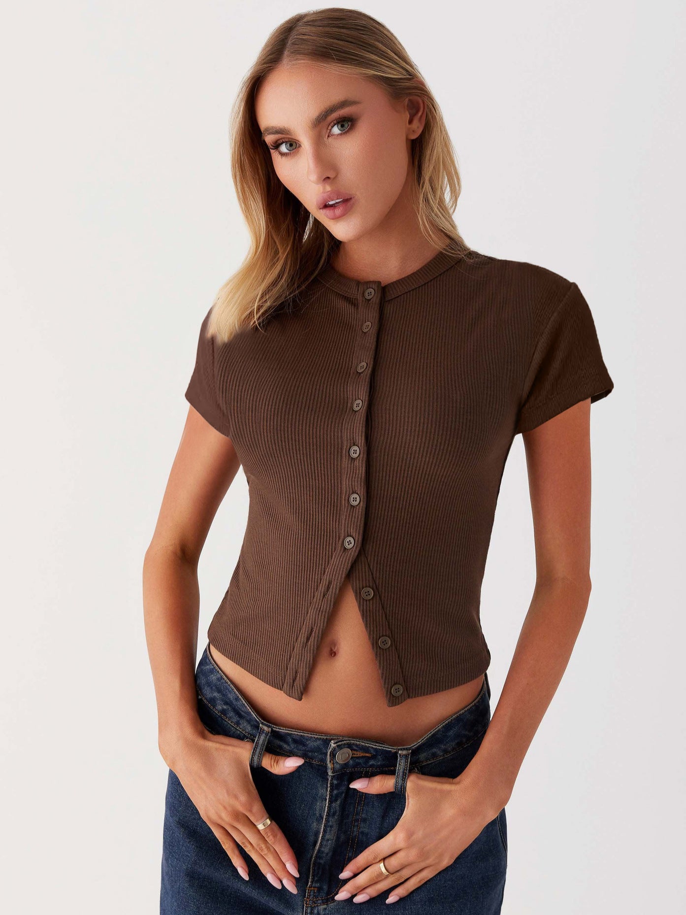 Minimalist Elegance Short-Sleeved Knit Top