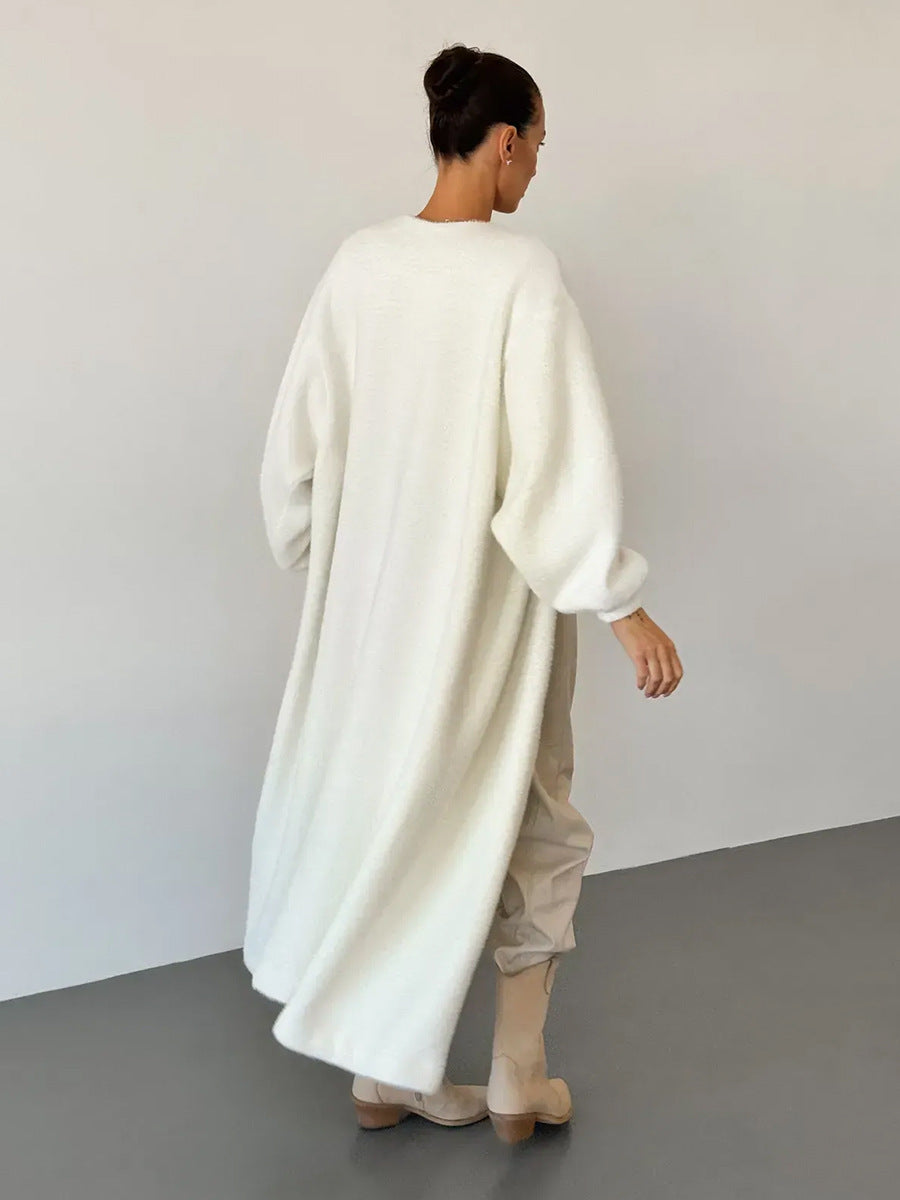 Minimalist Indoor Effortlessly Elegant White Cardigen