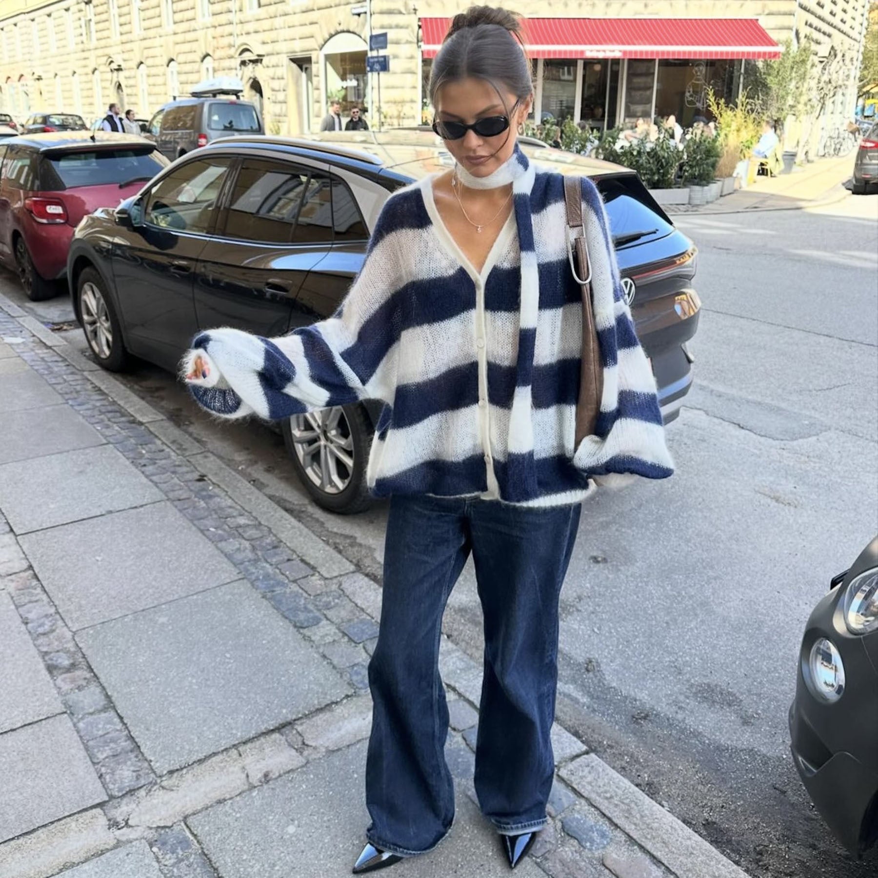 Cardigan rayé décontracté classique de rue