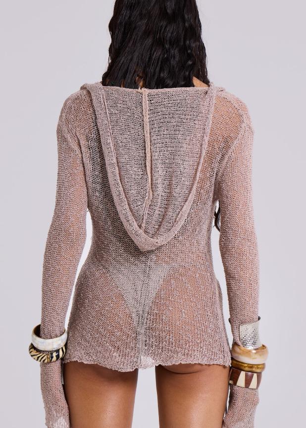 Relaxed Holiday Beach Stroll Gray Knit