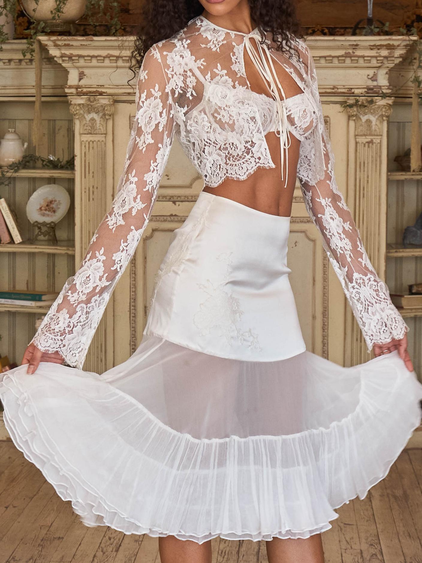 The Crinoline Skirt with Lace in Pearl Set