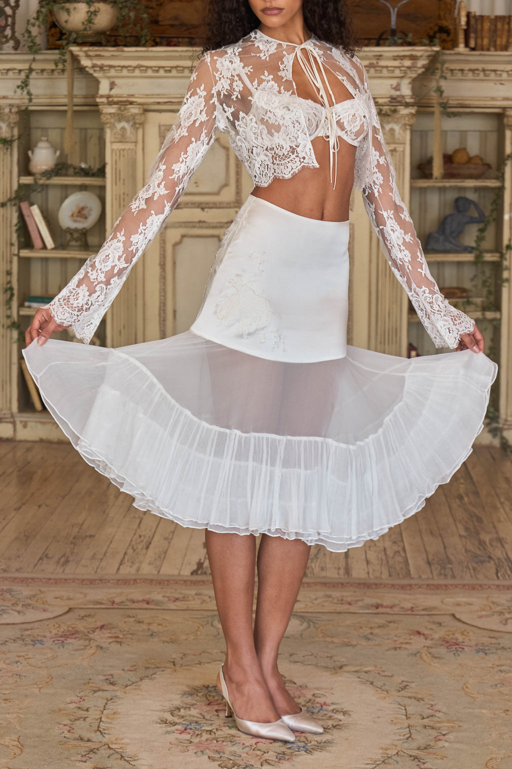 The Crinoline Skirt with Lace in Pearl Set