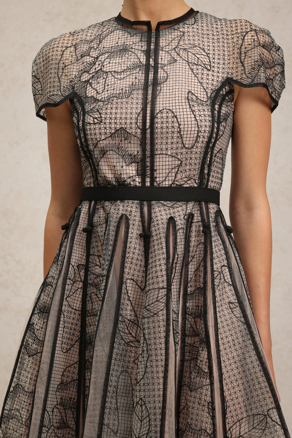 Lisiya Short Sleeves Jacquard Midi Dress