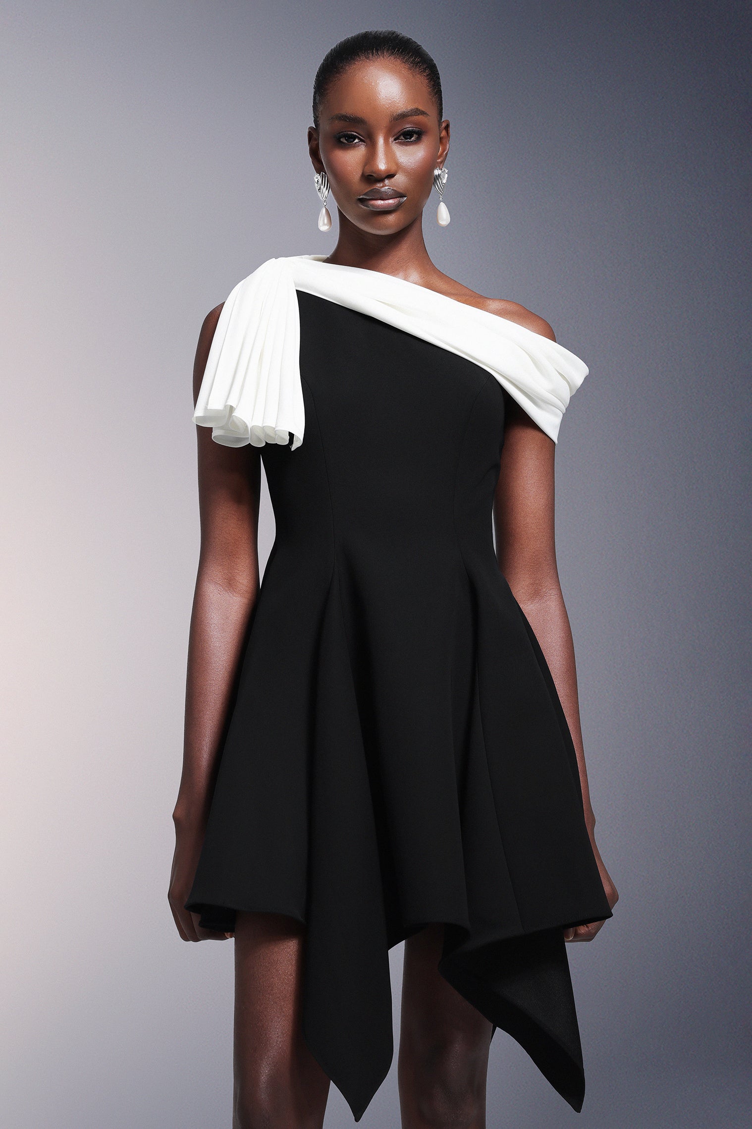 Jinx One Shoulder Asymmetry Mini Dress