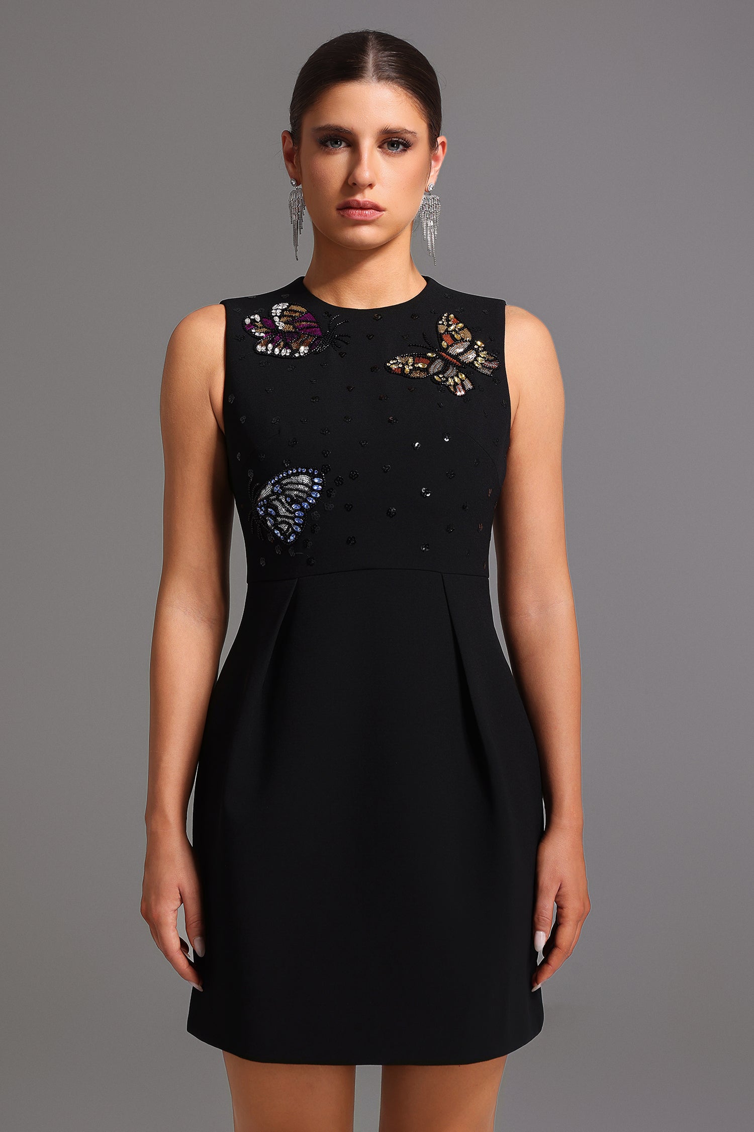 Lyla Sleeveless Round Neck Sequins Mini Dress