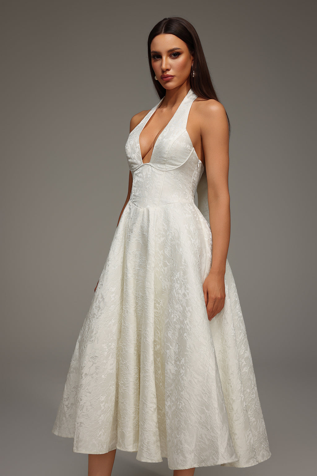 Rinaka Sleeveless Halter Jacquard W eaving Midi Dress