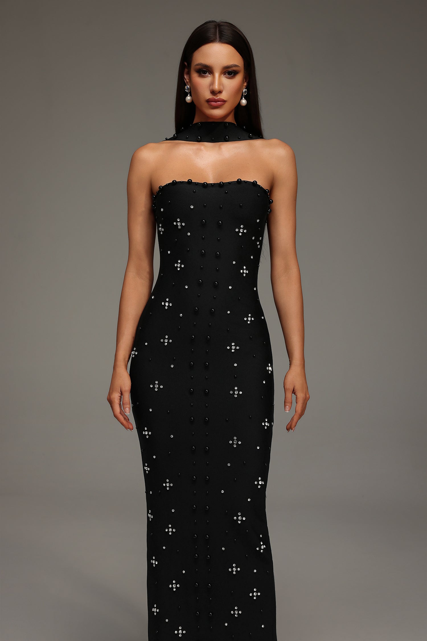Nesya Sleeveless Pearl Bandage Maxi Dress