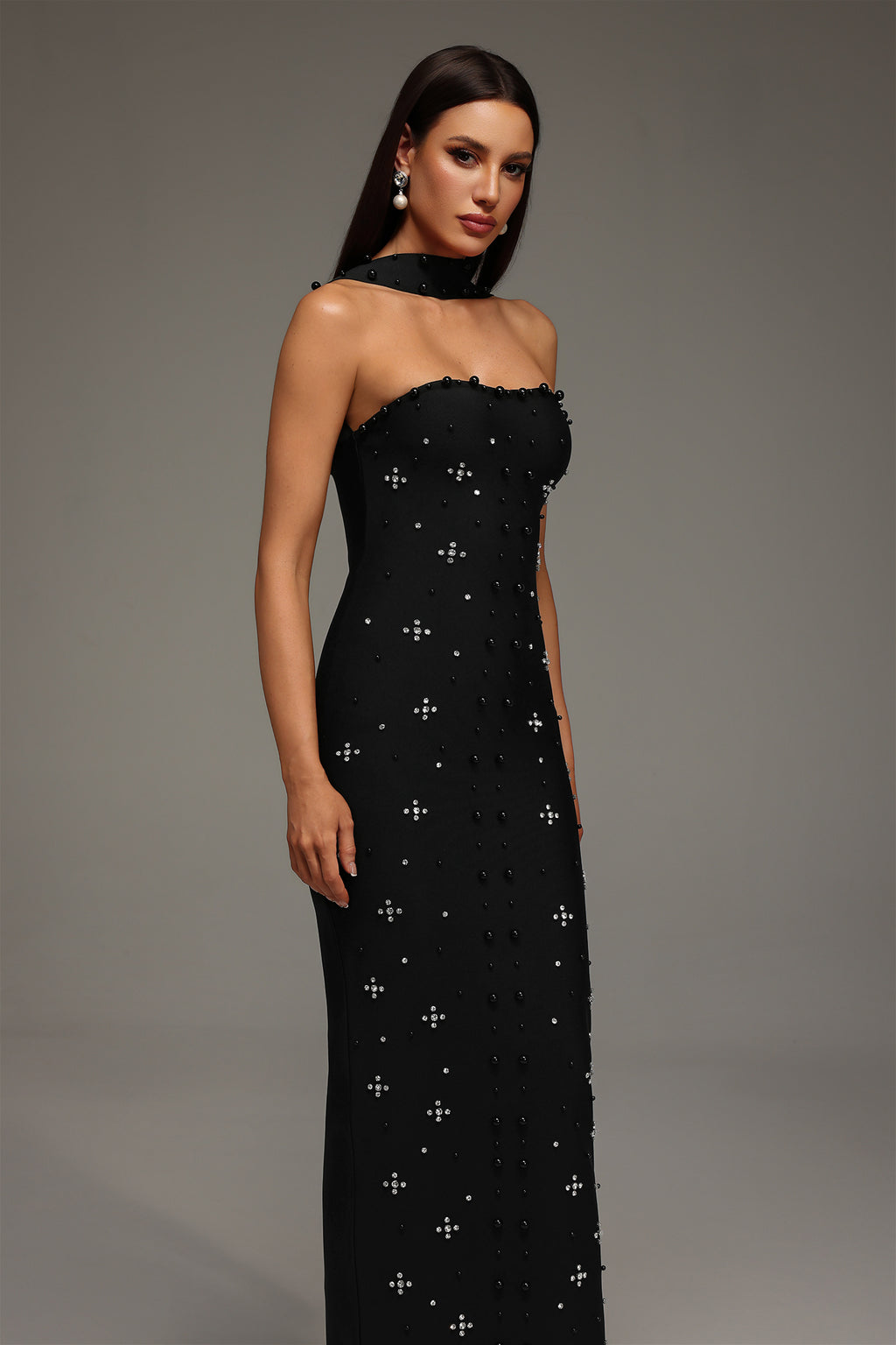 Nesya Sleeveless Pearl Bandage Maxi Dress