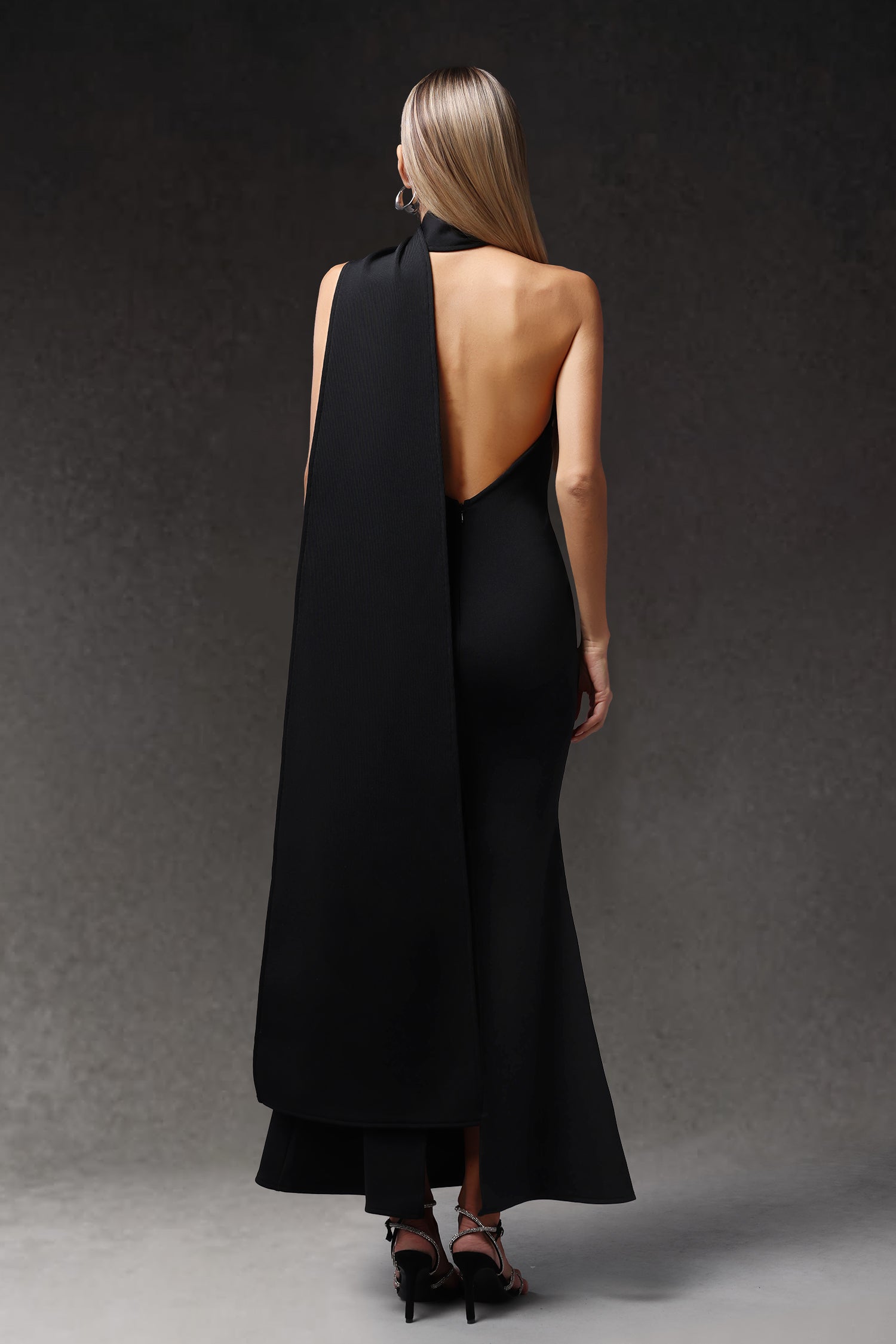 Luva One Shoulder Flower Bandage Maxi Dress