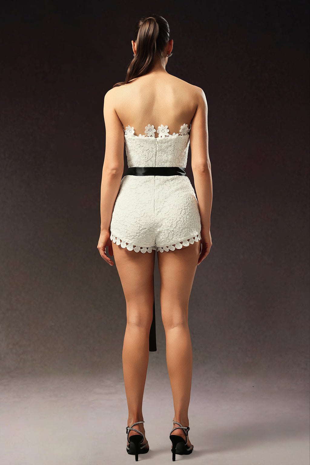 Lanla Sleeveless Flower Lace Ribbon Mini Jumpsuit