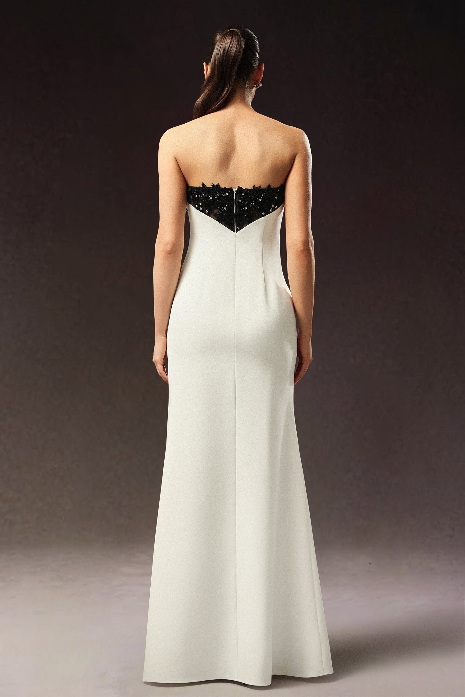 Olivia Sleeveless Diamond Flower Slit Maxi Dress