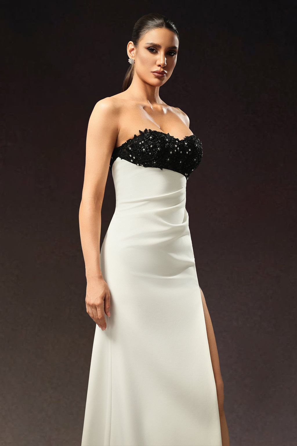 Olivia Sleeveless Diamond Flower Slit Maxi Dress