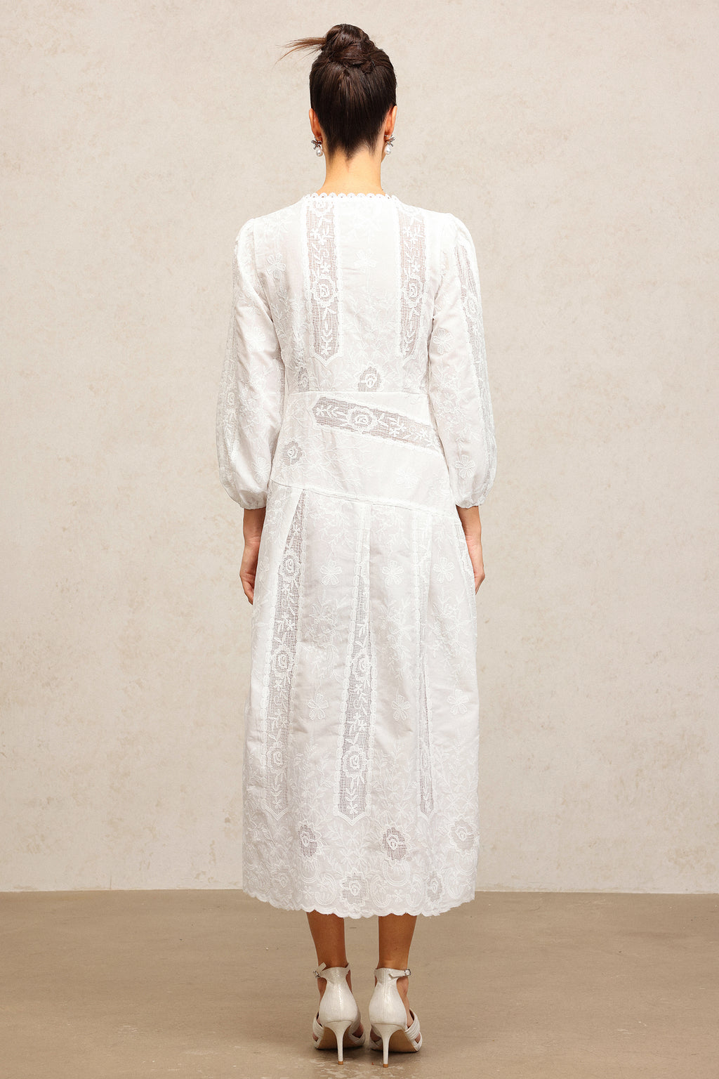 Payson V-Neck Long Sleeves Lace Maxi Dress