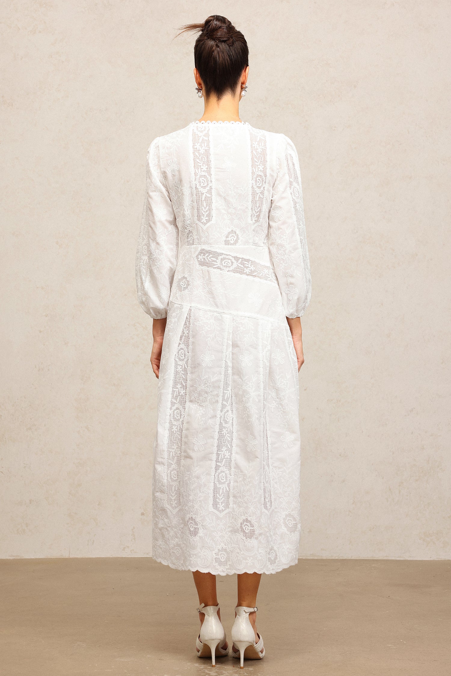 Payson V-Neck Long Sleeves Lace Maxi Dress