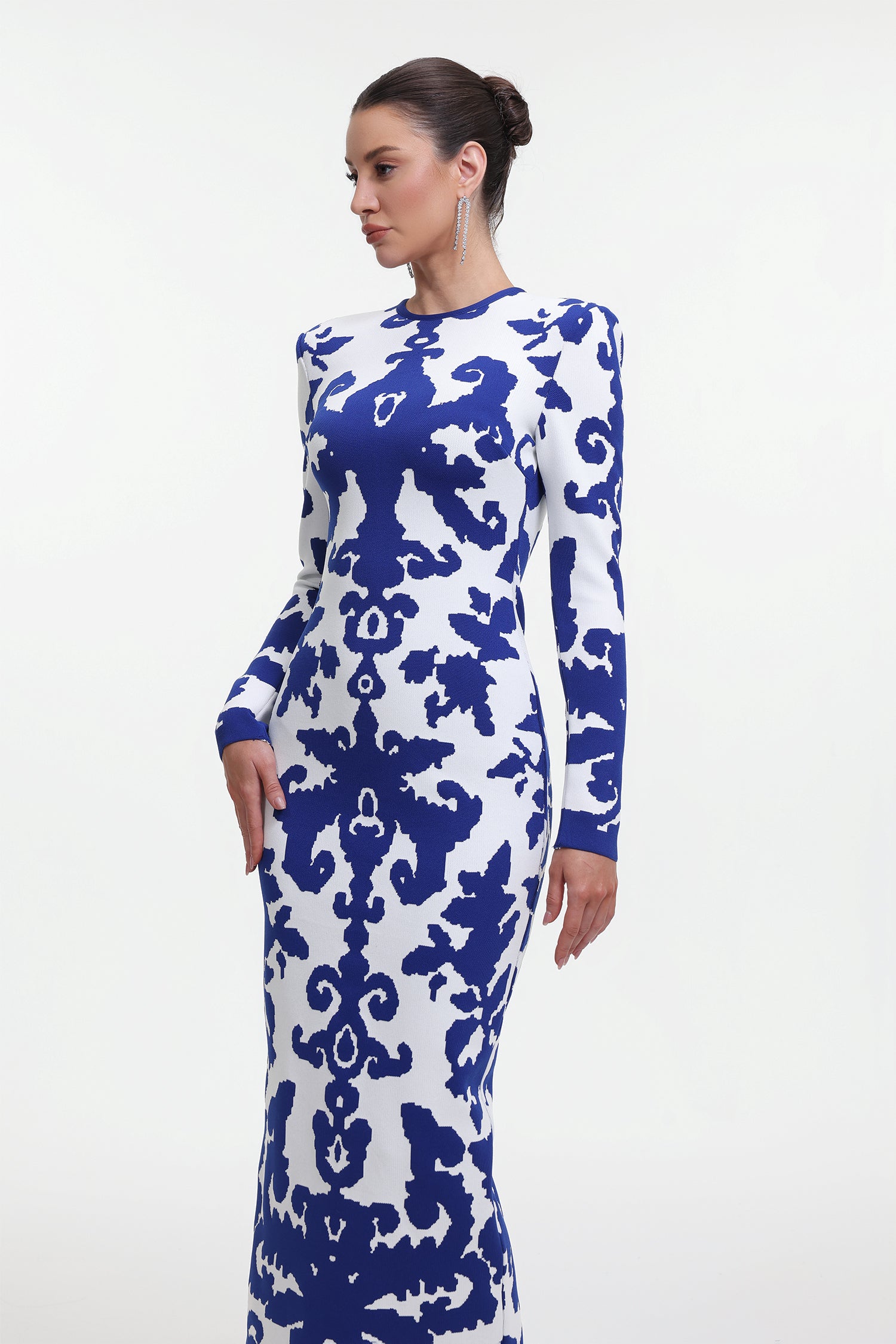 Round Neck Long Sleeve Jacquard Bandage Maxi Dress