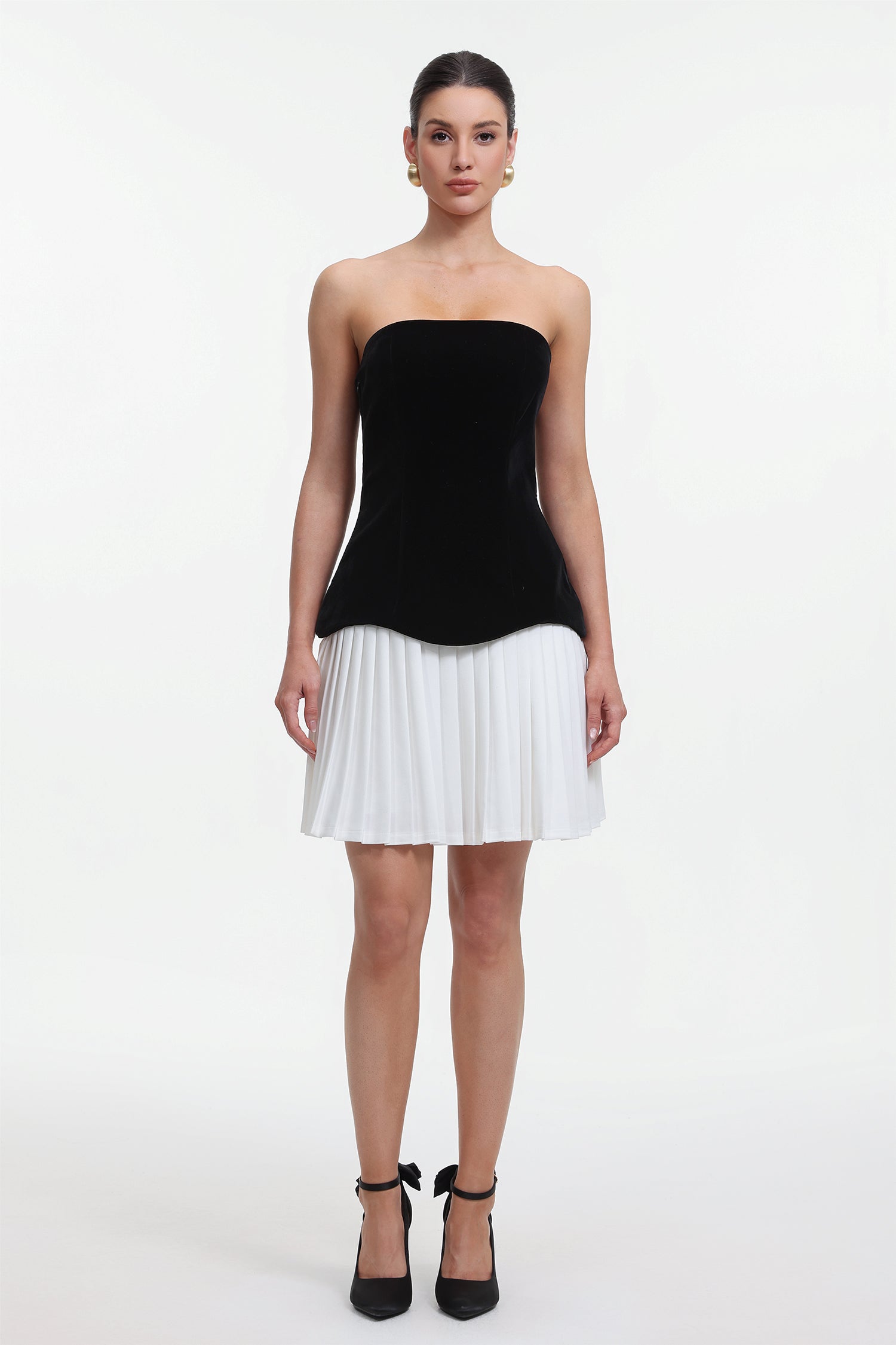 Ursula Chic Tailored Strapless Contrast Pleated Mini Dress