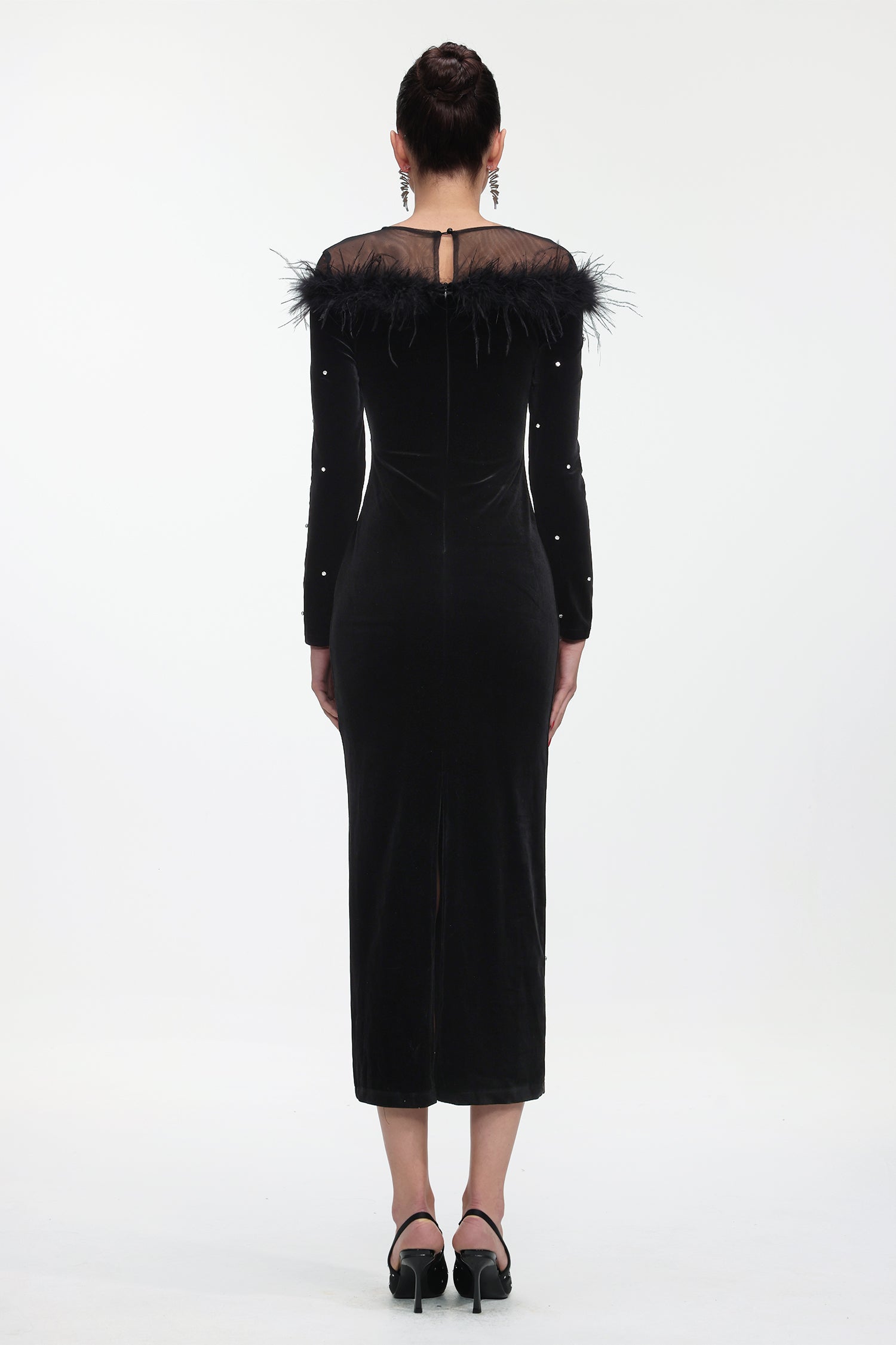 Yamaly Glamorous Contour Long Sleeve Crystal Feather Velvet Maxi Dress