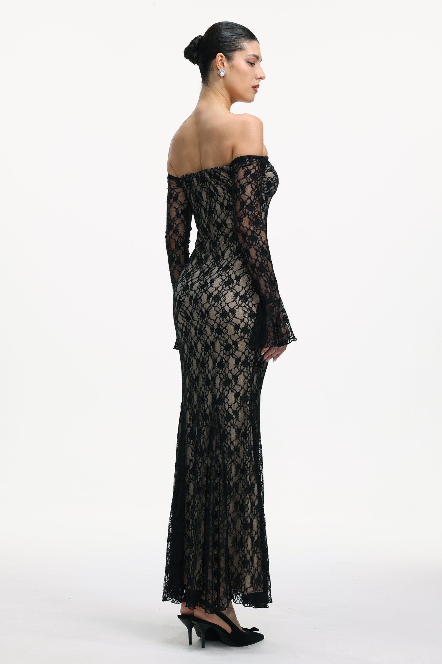 Salla Romantic Flowy Off Shoulder Long Sleeve Lace Maxi Dress