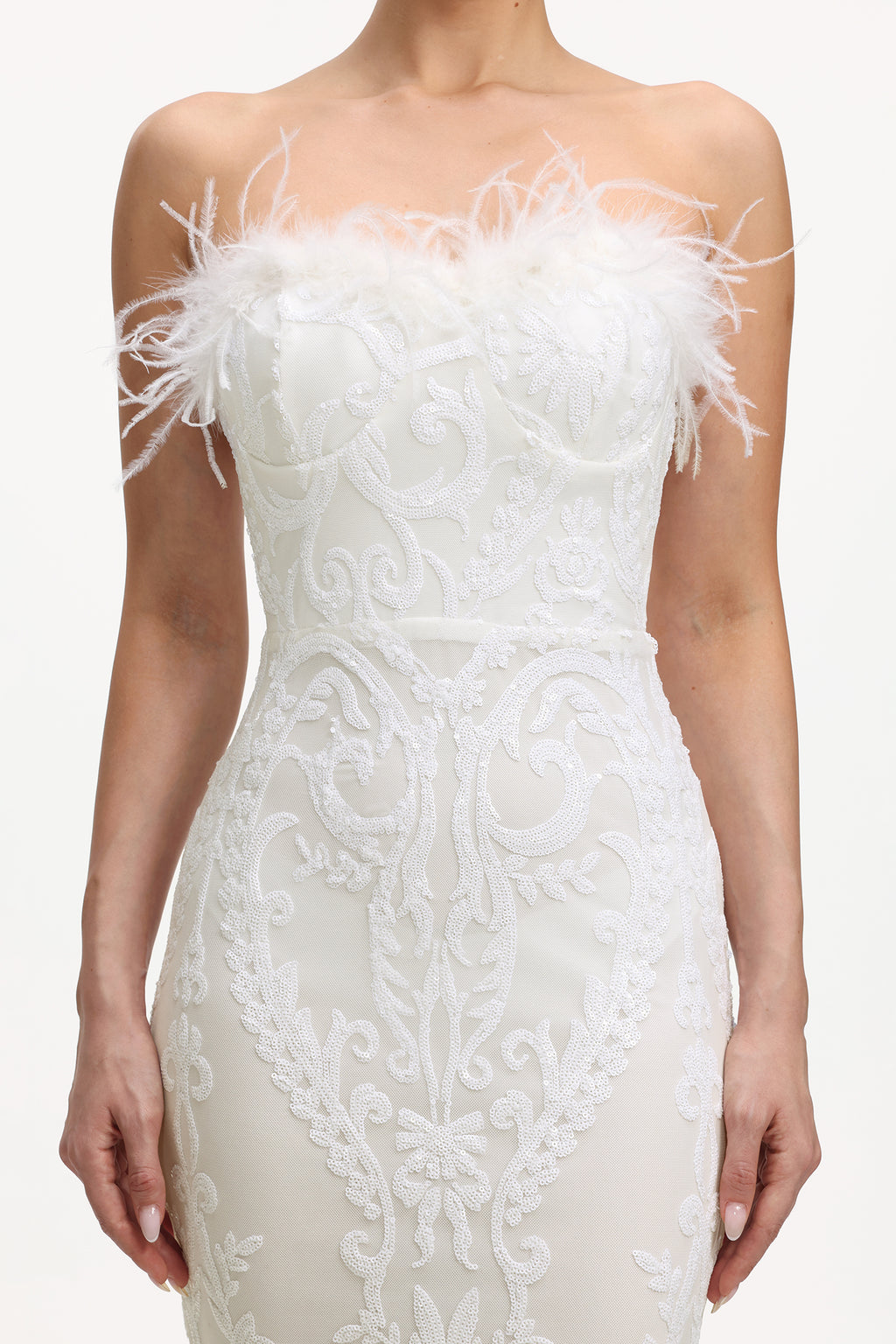 Millipin Chic Contour Strapless Feather Lace Maxi Dress