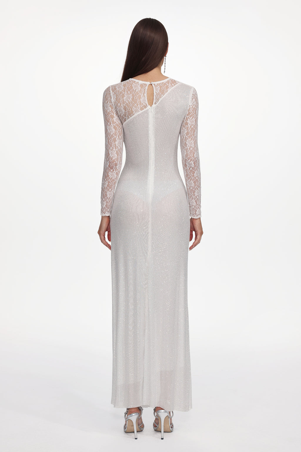 Uabeza Elegant Contour Long Sleeve Ruched Crystal Lace White Maxi Dress