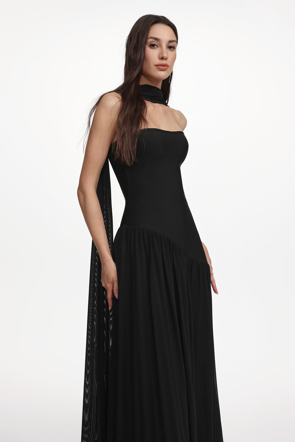 Veva Elegant Contour Strapless Scarf Ruched Bandage Maxi Dress