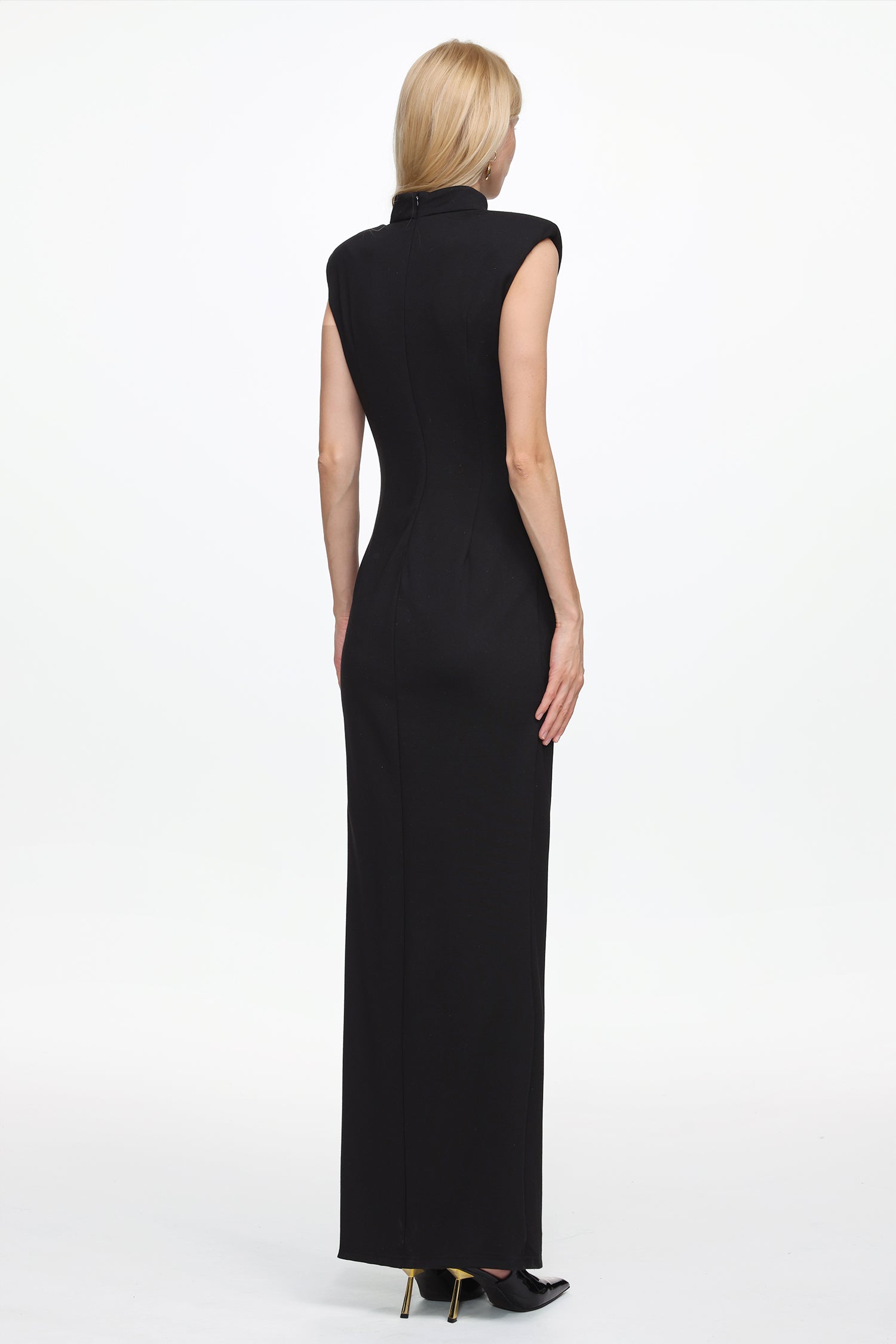 Pedra Chic Contour Sleeveless Pleated Zipper High Slit Maxi Dress