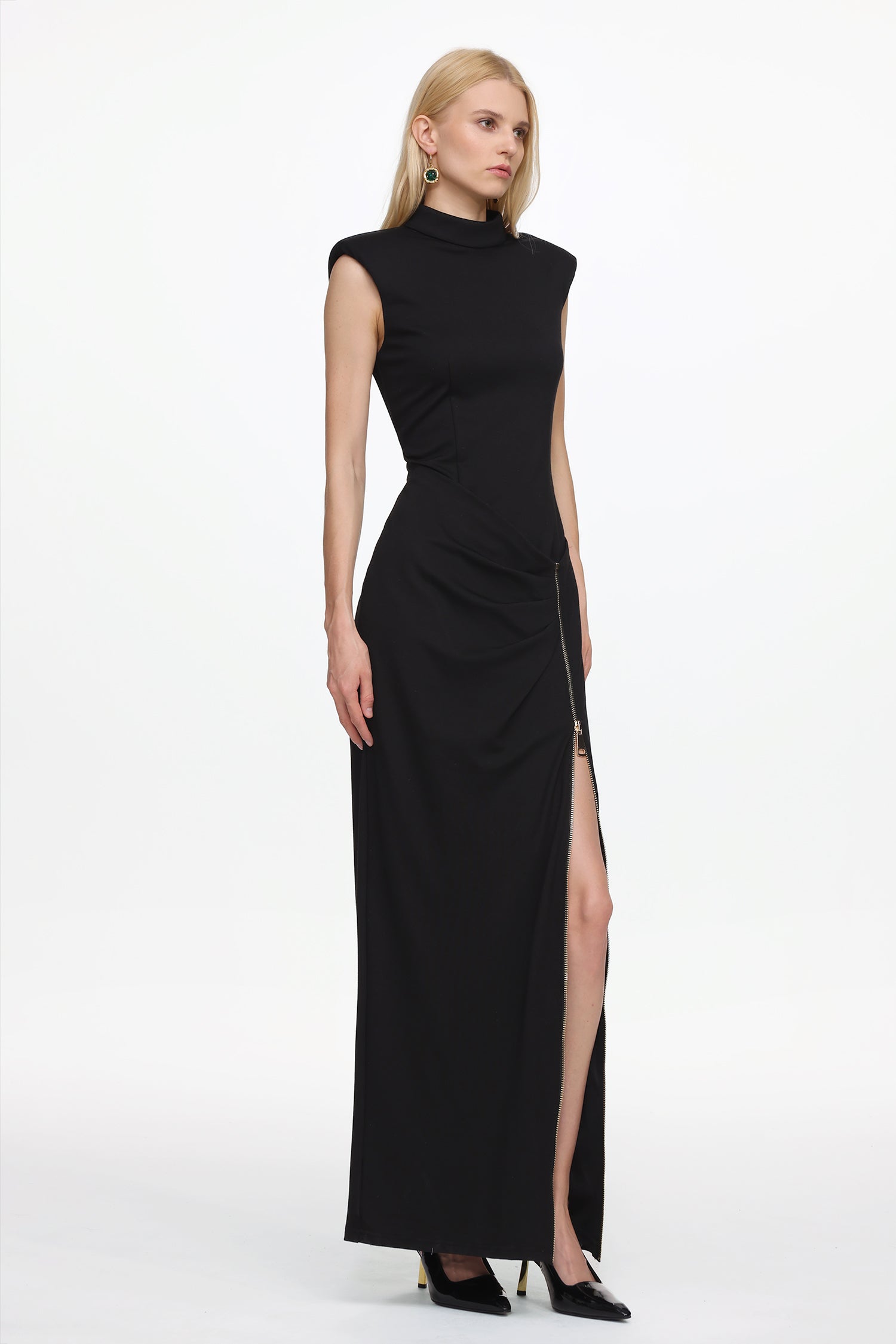 Pedra Chic Contour Sleeveless Pleated Zipper High Slit Maxi Dress