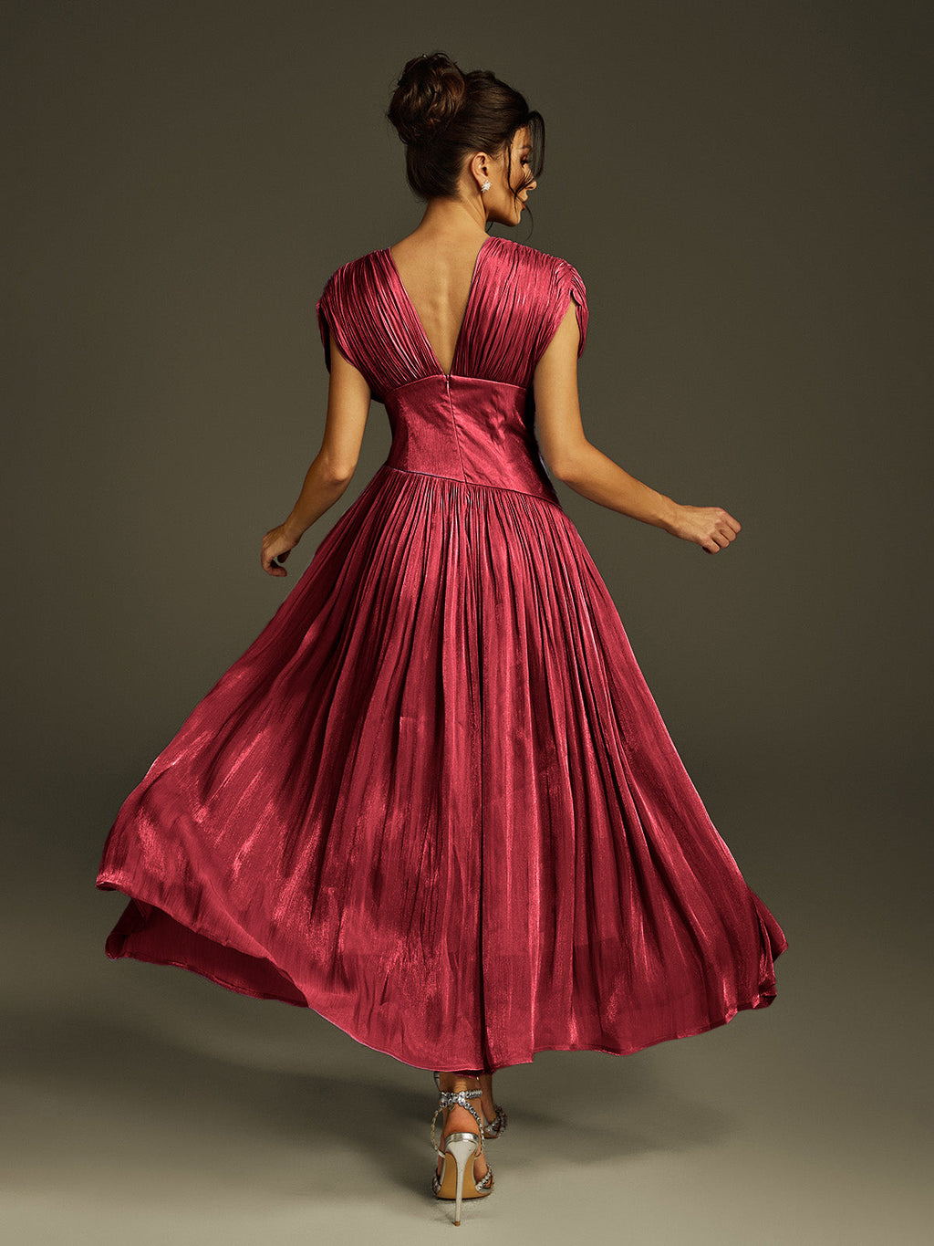 Kasen V Neck Ruched Maxi Dress In Wine