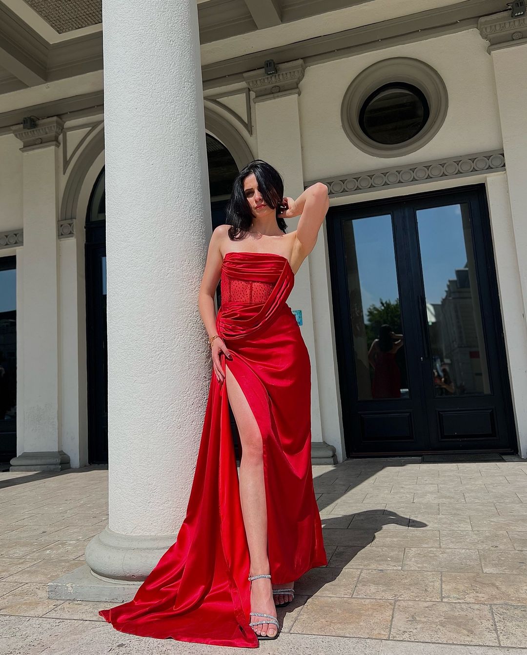 Haliya Crystallized Corset High Slit Gown - Red