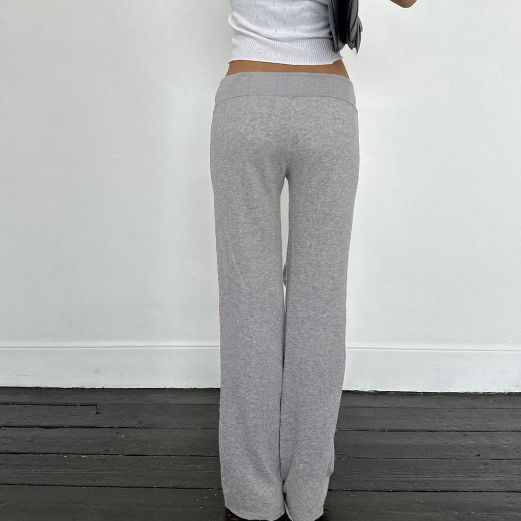 Playful Fun Confident Heart Graphic Low Waist Sweatpants