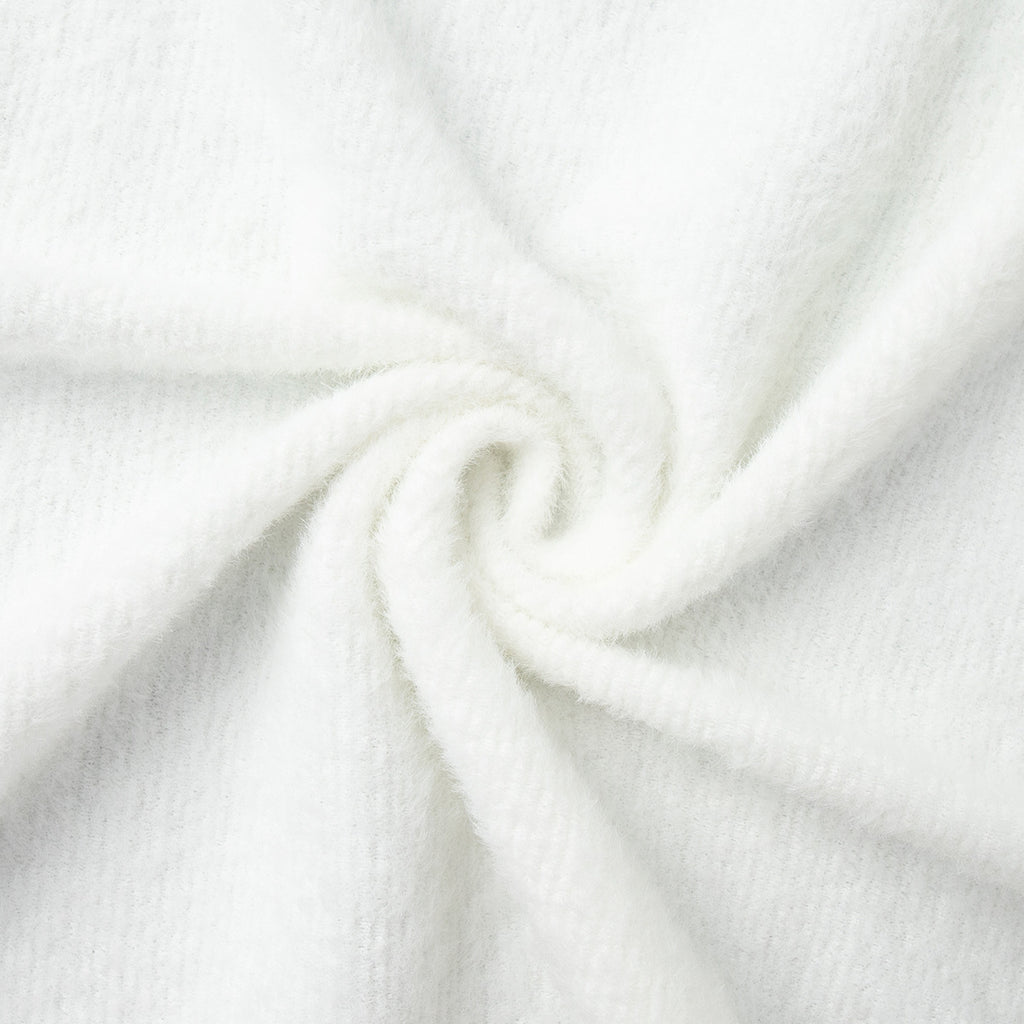 Minimalist Indoor Effortlessly Elegant White Cardigen