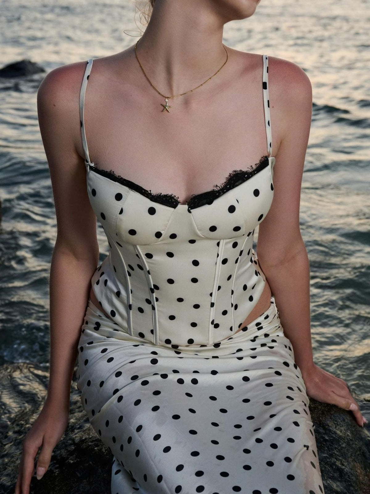 Coastal Polka Sculpted Set
