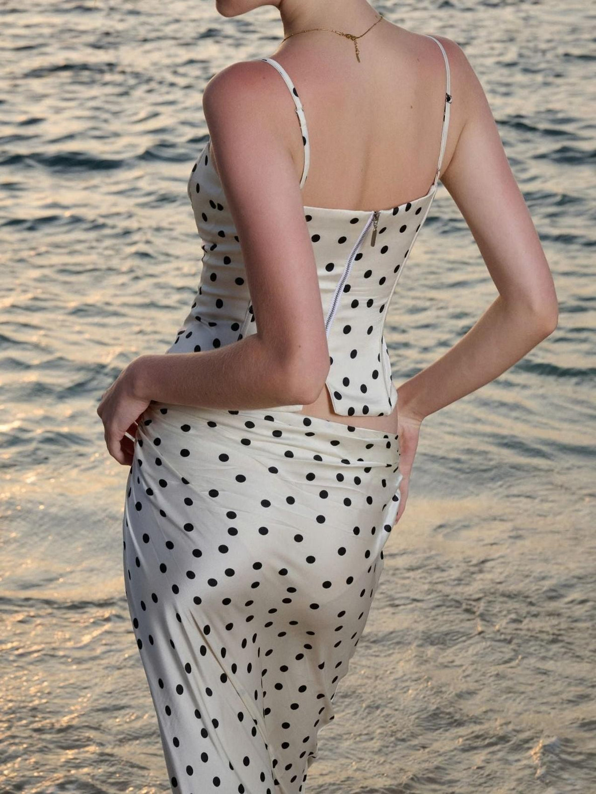 Coastal Polka Sculpted Set